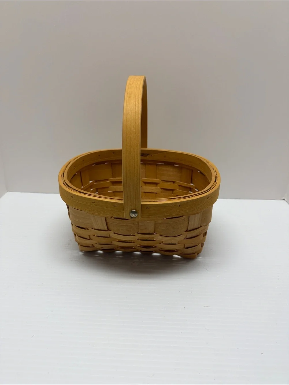 Natural Woven Party Basket with Handle